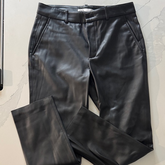 ZARA women’s black ‘leather’ pants - Picture 1 of 3
